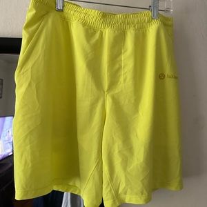 Lululemon Pace Breaker Linerless Short 7" Yellow Shorts